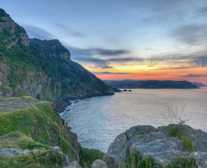 Randonnée panoramique sur la côte basque